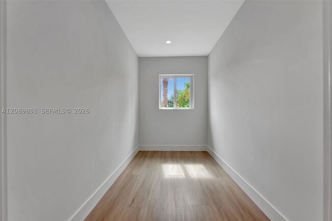 Building Photo - 1533 NW 94th Ave