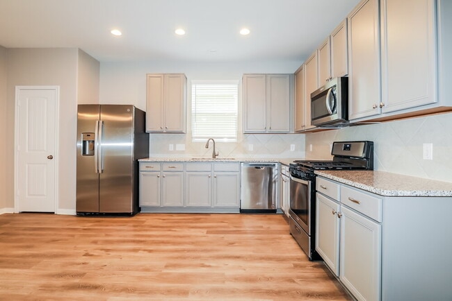 Building Photo - 4302 McGregor Blf Ln
