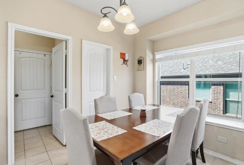 Building Photo - 2615 Gum Tree Trl