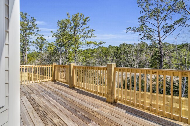 Building Photo - 909 Marshview Ct