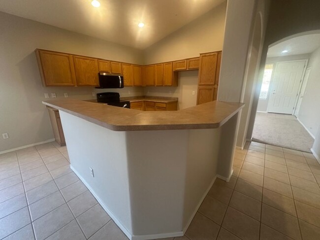 Building Photo - Single level 4 bedroom home in Chandler, w...