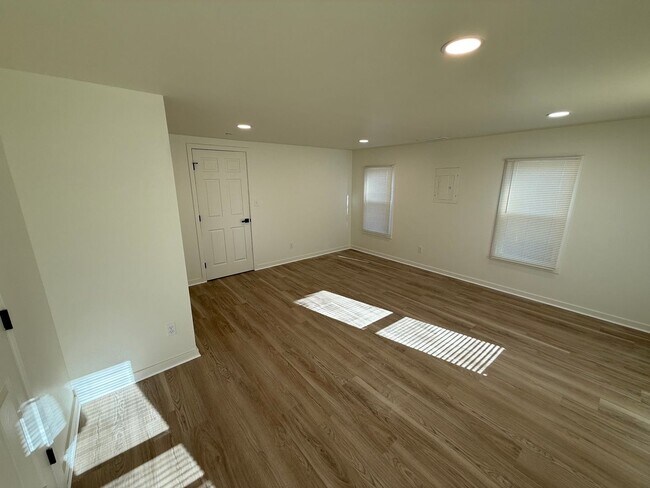 Building Photo - Charming West Wichita Home for Rent!