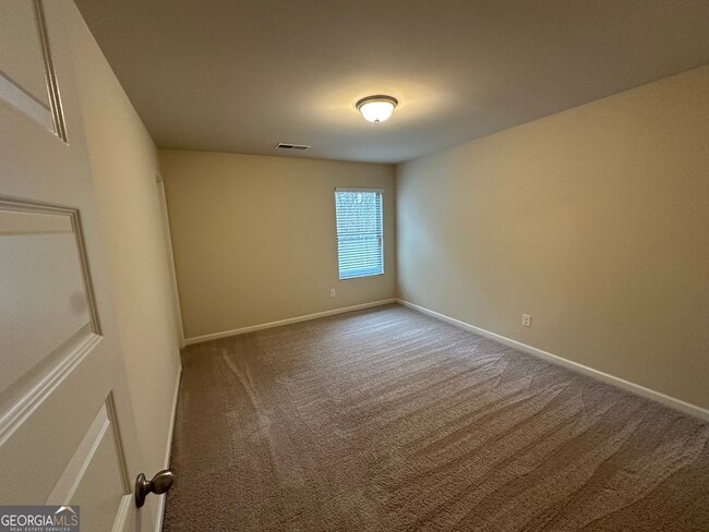 Building Photo - 376 Pernell Dr