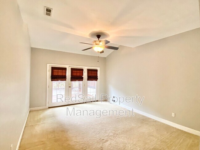 Building Photo - 949 Backspin Ct