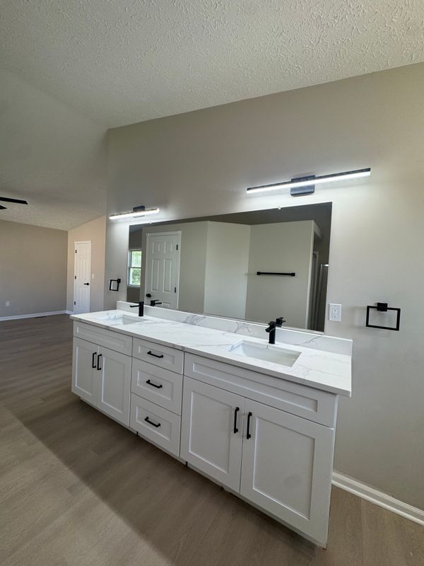 Building Photo - 7396 Kestrel St
