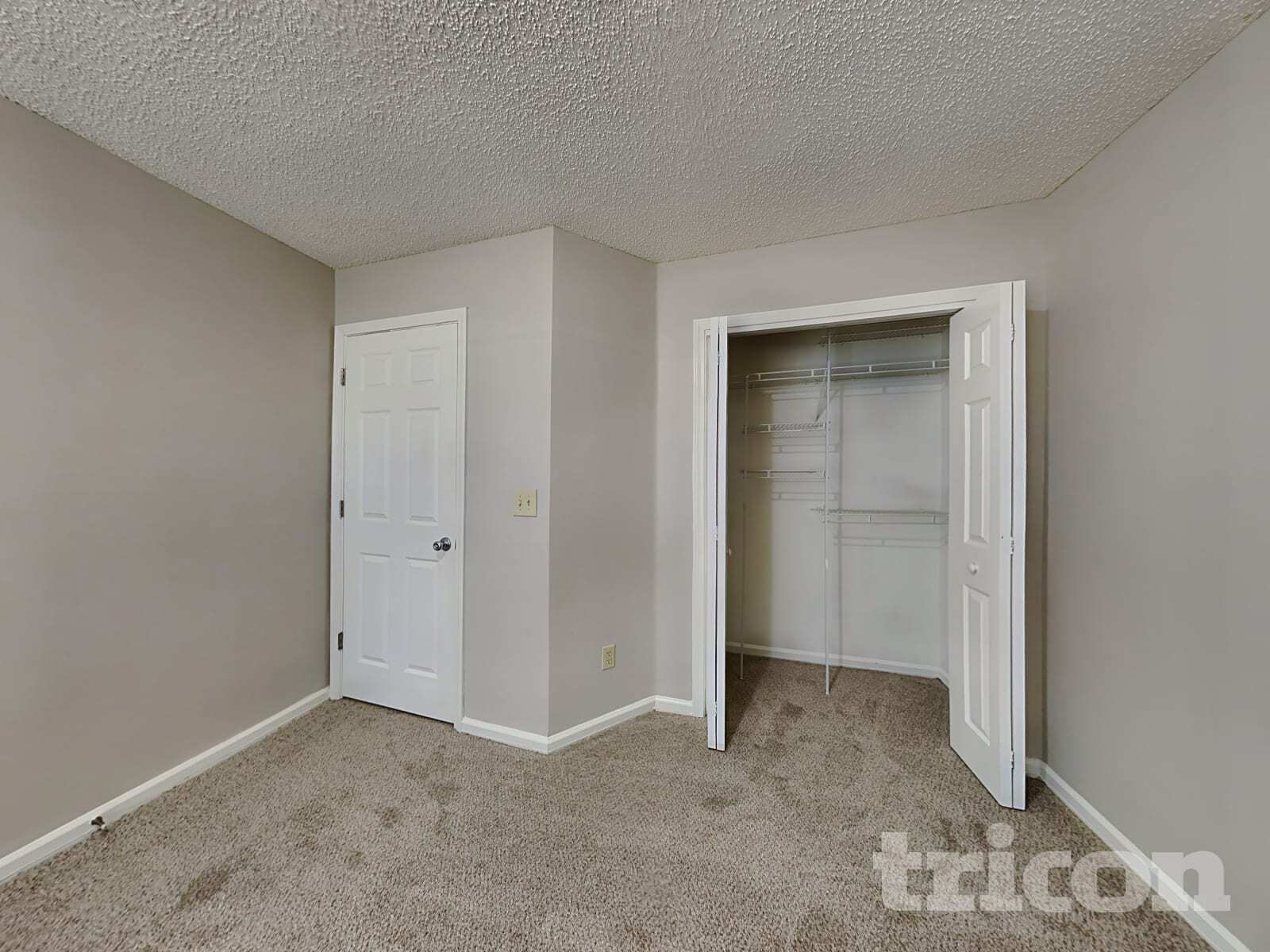 Building Photo - 8755 Tidewood Ct