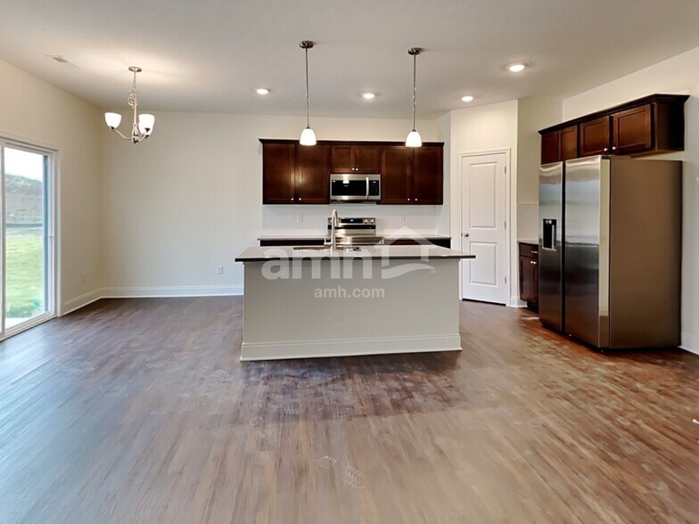 Building Photo - 8100 Rapala Ln