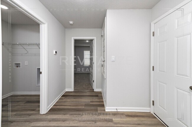 Building Photo - Only $1500 for First Month's Rent!!! Smart 4 Bd / 2 Ba Home in West Mobile Gated Community