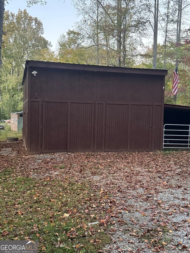 Building Photo - 235 Yahoola Rd