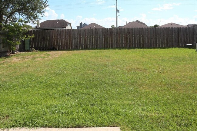 Building Photo - 15134 Diamond Way