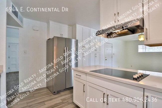 Building Photo - 6944 E Continental Dr