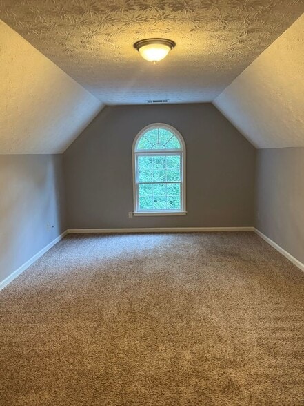 Building Photo - 4650 Kousa Ln