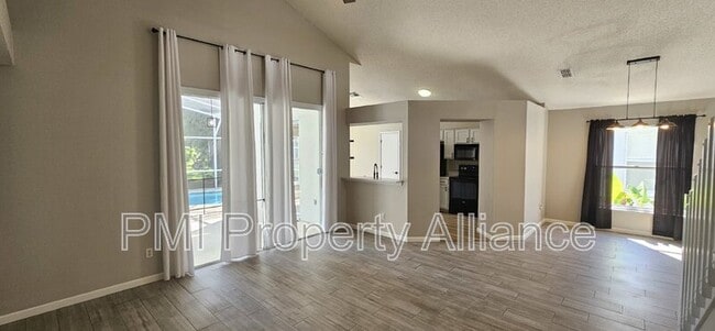 Building Photo - 4902 Monarch Ln