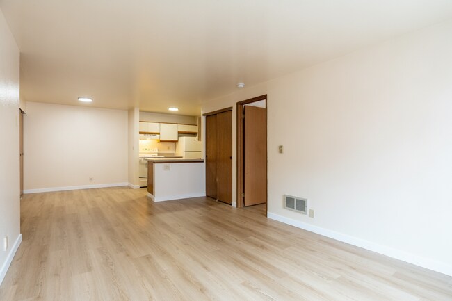 Interior Photo - Park Royal Apartments