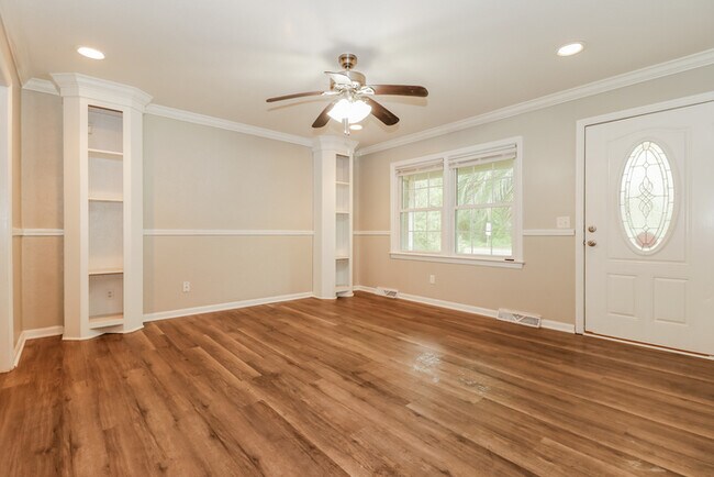 Building Photo - Great home in Summerville!