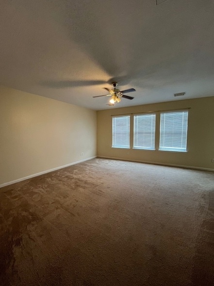 Building Photo - 15202 Lynford Crest Dr