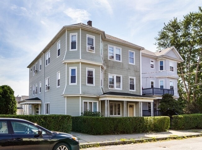 Building Photo - 65 Barre St