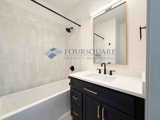 Building Photo - Modern 4-Bed / 4-Bath Townhome with Covered Patio, Deck & Garage – Inside the Beltline Near Downt...