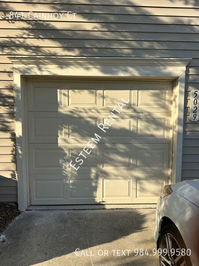 Building Photo - 841 Cainhoy Ct