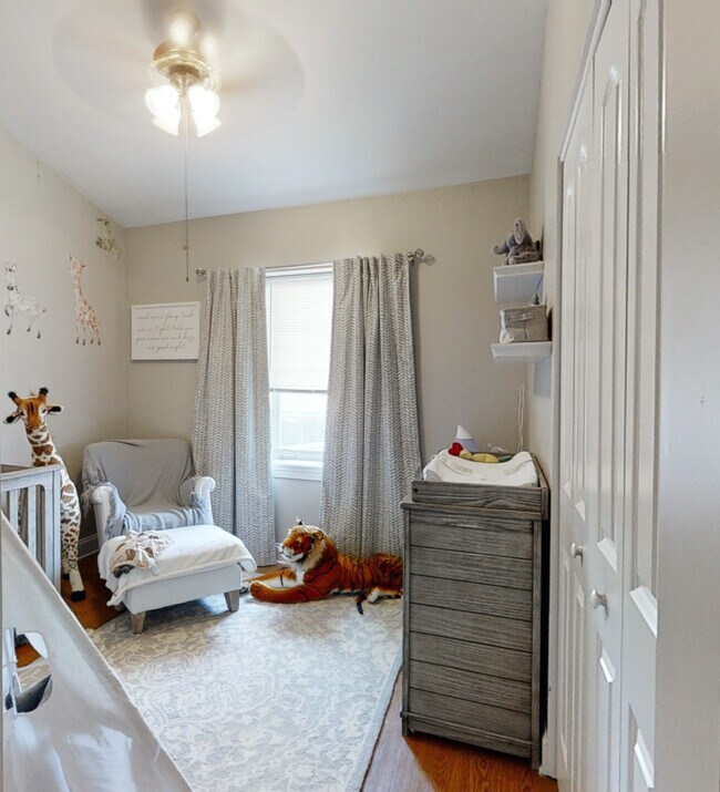 Building Photo - 3884 Wehrman Ave