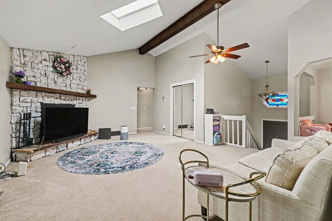 Building Photo - 302 Prospect Dr