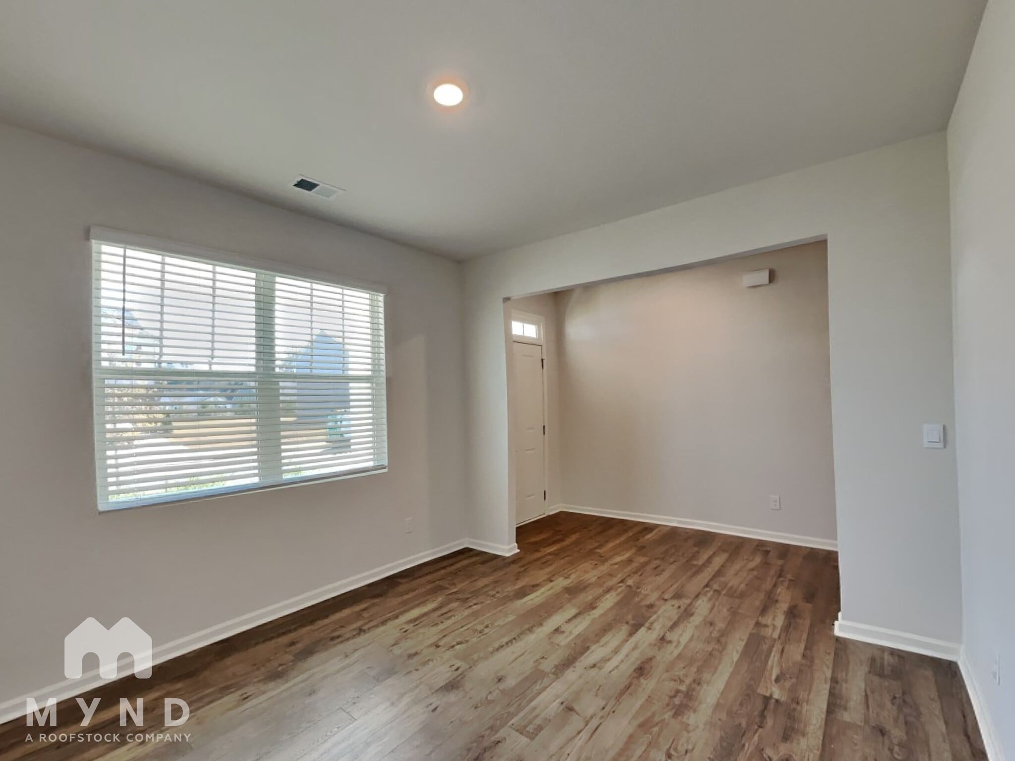 Building Photo - 8286 Middlebrook Dr