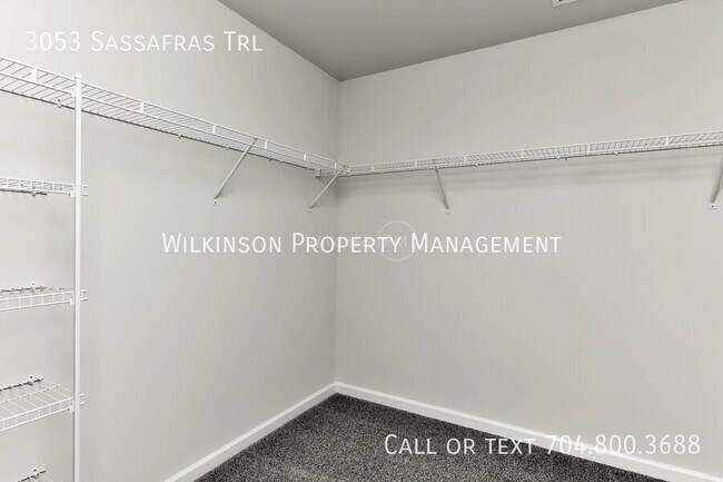 Building Photo - 3053 Sassafras Trl