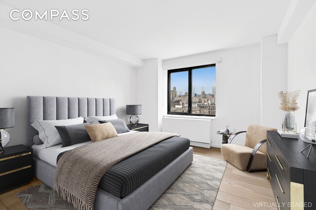 Building Photo - Sprawling UWS 4-Bedroom