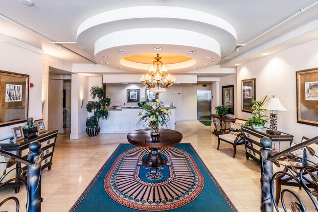 Building Photo - 1000 Spanish River Rd