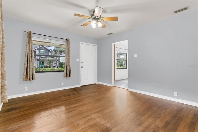 Building Photo - 1700 Ferris Ave