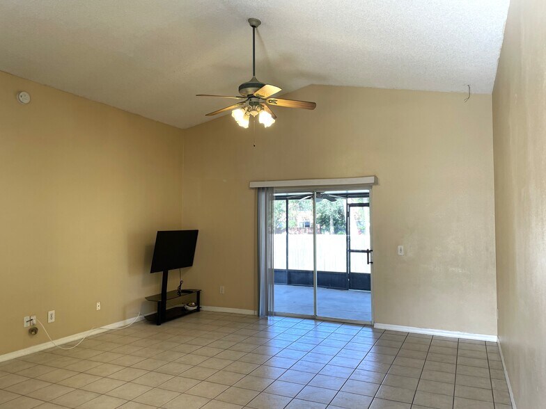Building Photo - 4189 Shadow Creek Cir