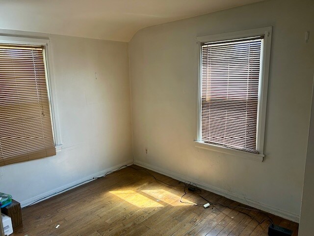 Building Photo - 875 Fahs St