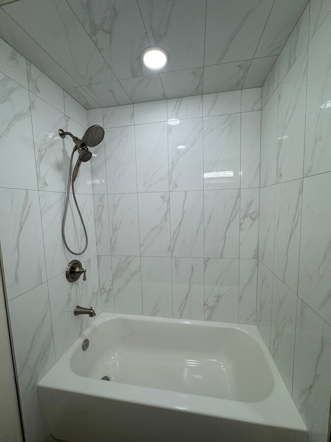 Building Photo - 45-102 Waiape Pl