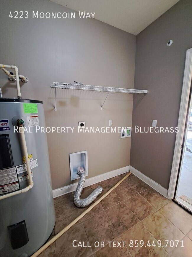 Building Photo - 4223 Mooncoin Way