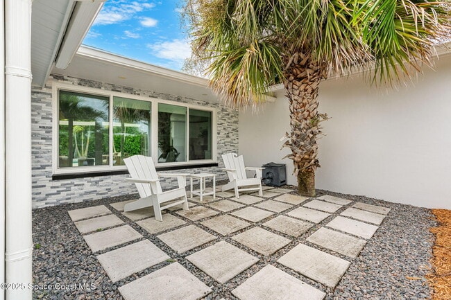 Building Photo - 408 Penguin Dr