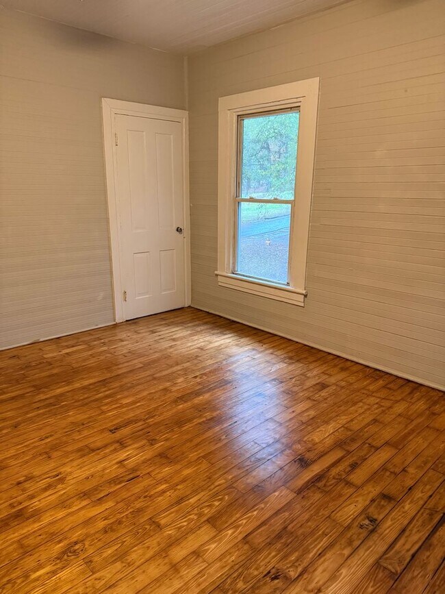 Building Photo - 217-219 Avenue C