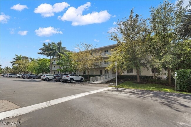 Building Photo - 3001 Sandpiper Bay Cir