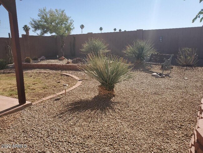 Building Photo - 29445 N Pyrite Ln