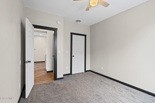 Building Photo - 821 23rd St