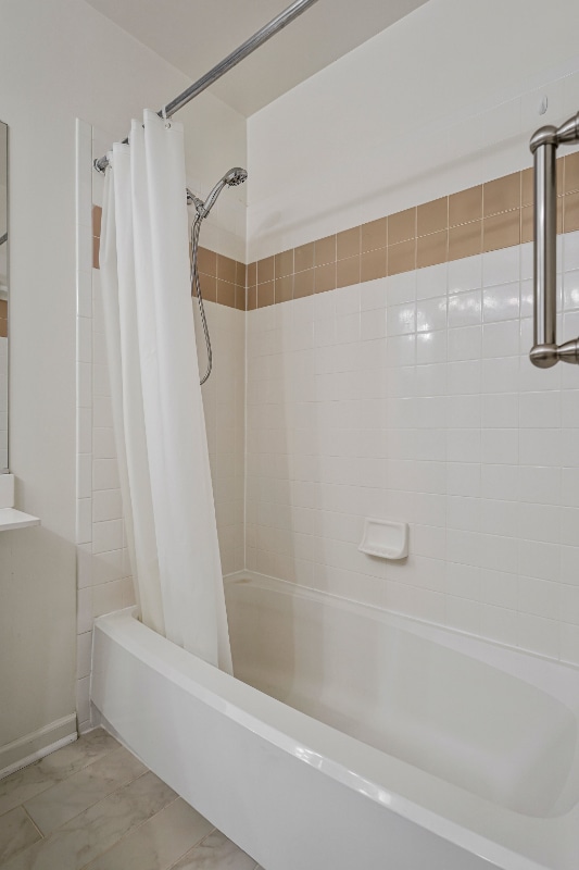 Building Photo - 20320 Beechwood Terrace