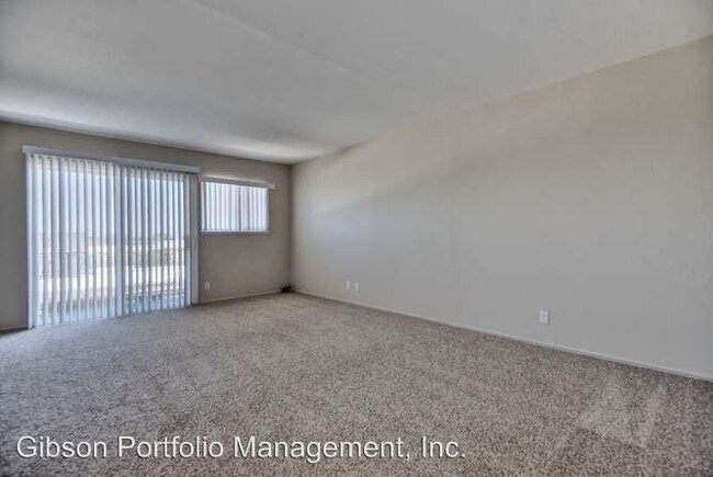 Building Photo - 1665 6th Ave