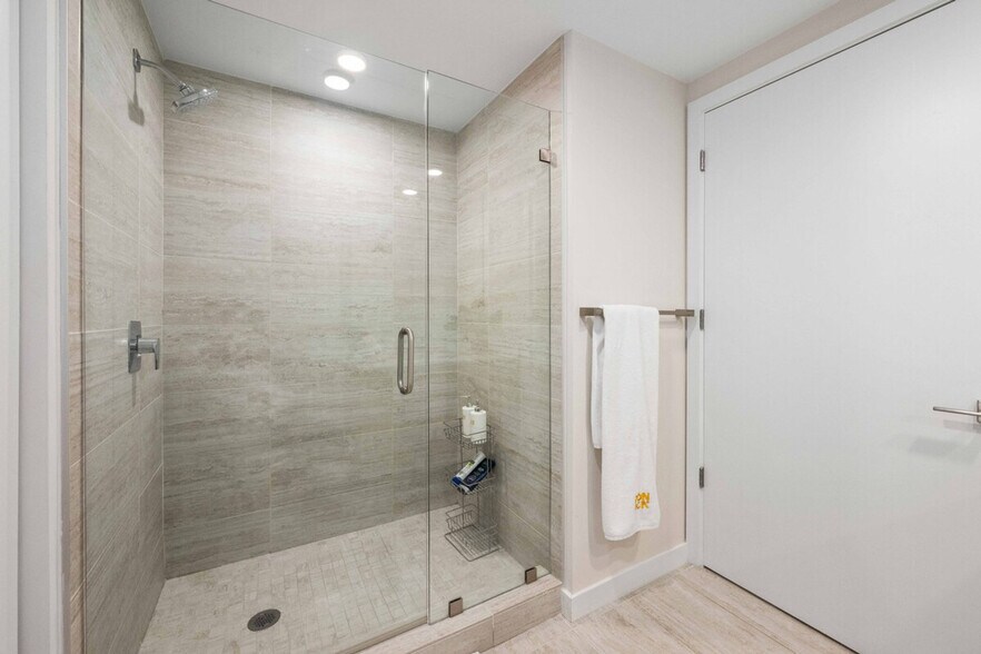 Building Photo - 3801 Biscayne Blvd