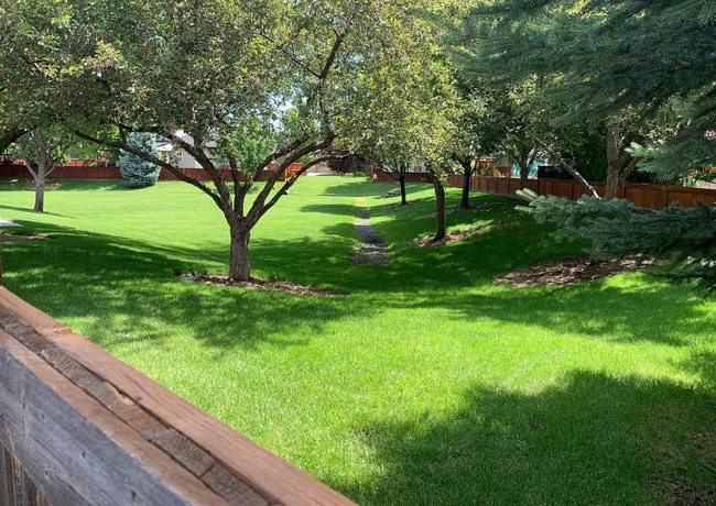 Building Photo - 2244 Hickory Wy N