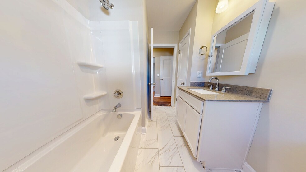 Building Photo - 1307 Cardinal Ave