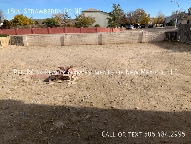 Building Photo - 1800 Strawberry Dr NE