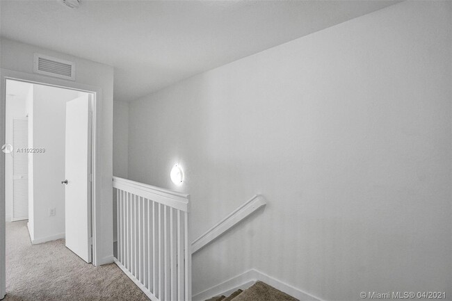 Building Photo - 58 SW 3rd Ct