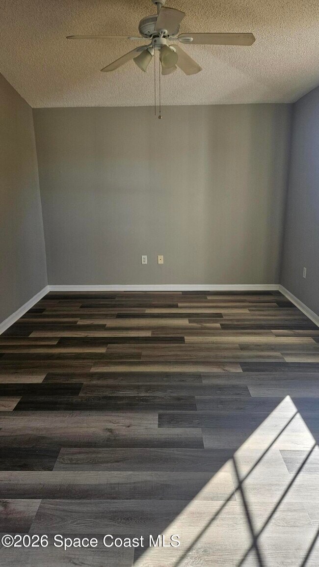 Building Photo - 249 Americana Blvd NE