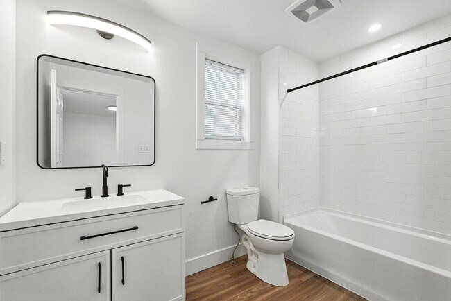 Building Photo - Modern Renovation - Sharpsburg