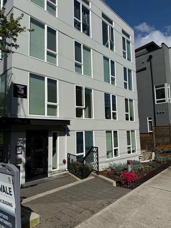 Interior Photo - Vale Studios