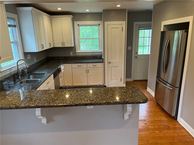 Building Photo - 103 Northampton Rd